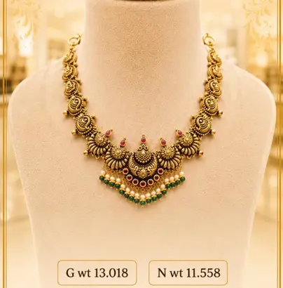 Antique gold necklace with printed chips: gross weight 13.018, net weight 11.558